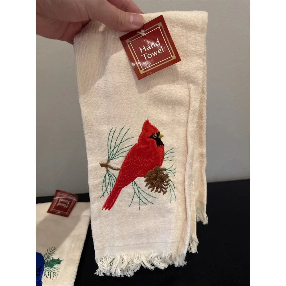 Lot Of 2 Hand Towels NOS‎ Birds